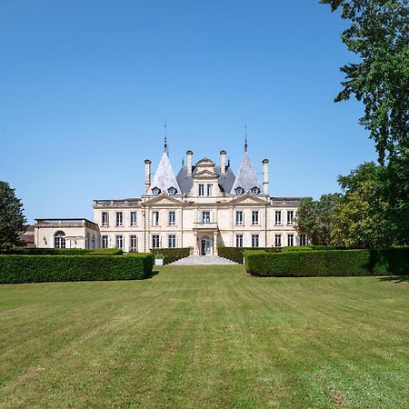Chateau De Lussac Lussac  Exterior foto