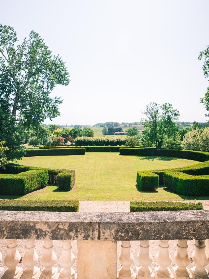 Chateau De Lussac Lussac  Exterior foto