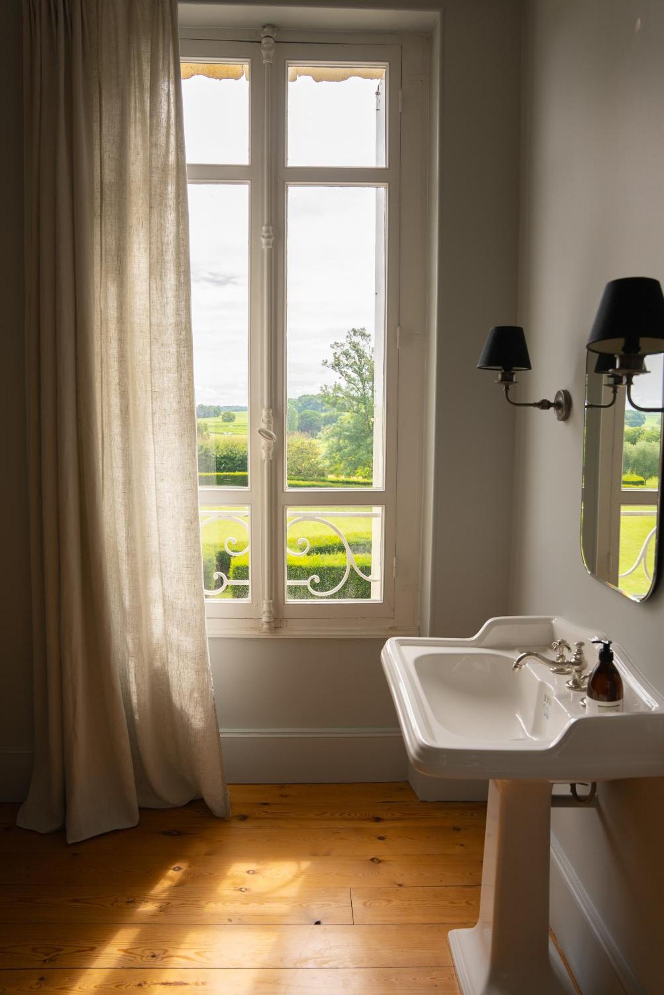 Chateau De Lussac Lussac  Habitación foto